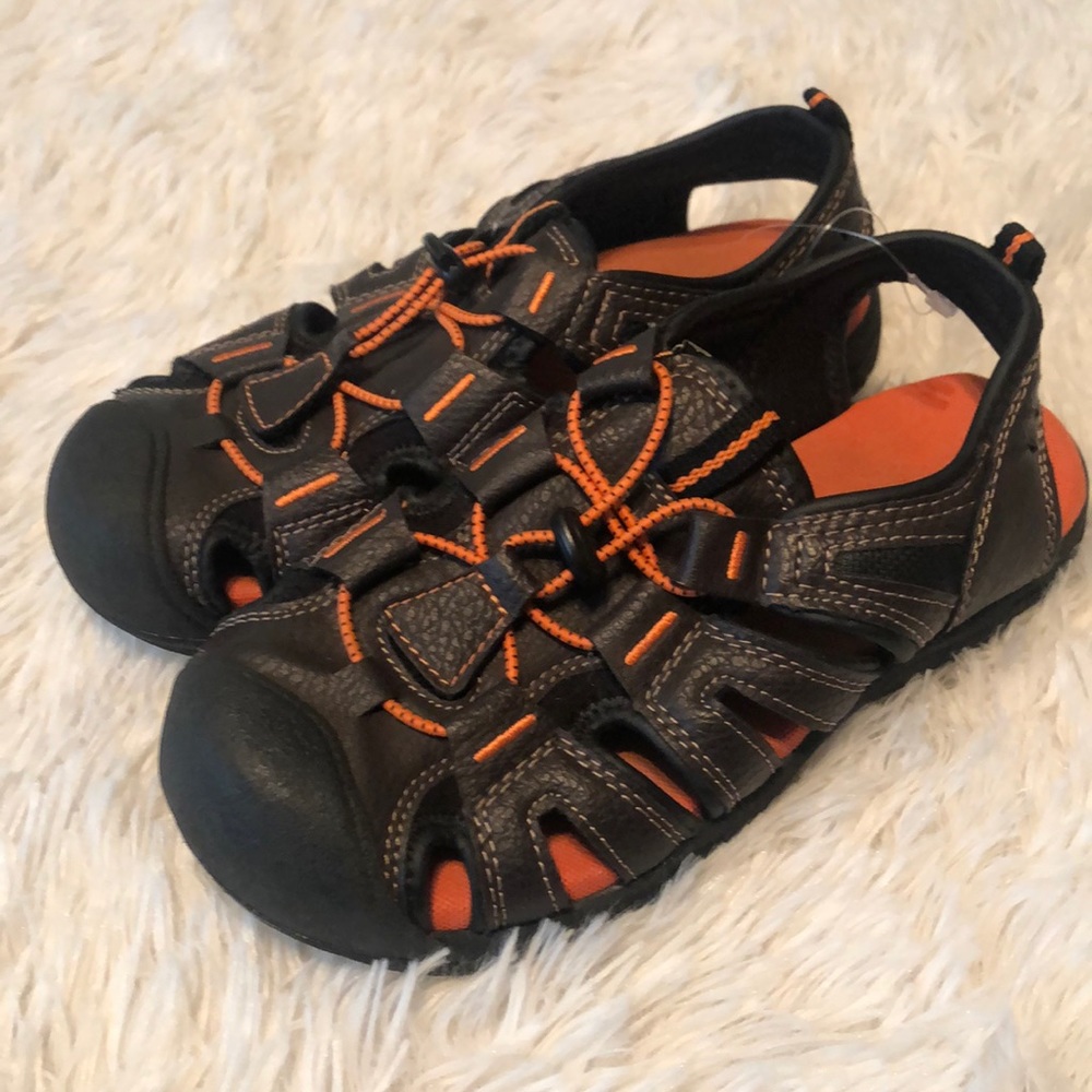 NWT! BOYS Leather Summer Sandals Size 2M